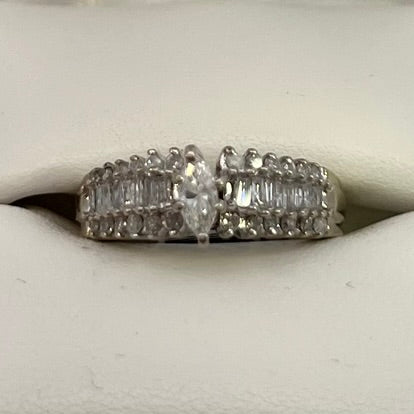 14kt White Gold Diamond Ring