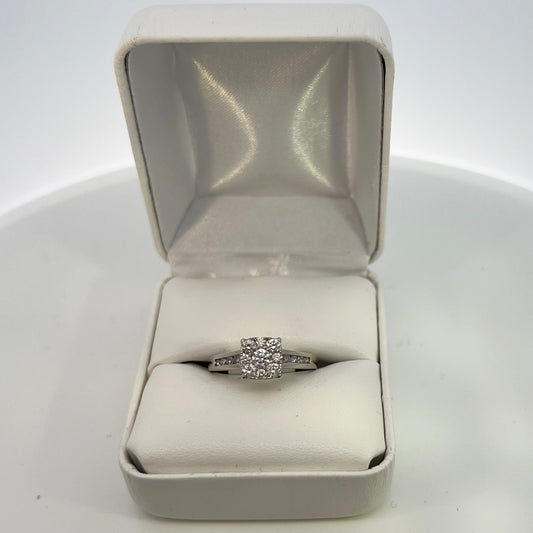 10kt White Gold Square set with diamonds Ring